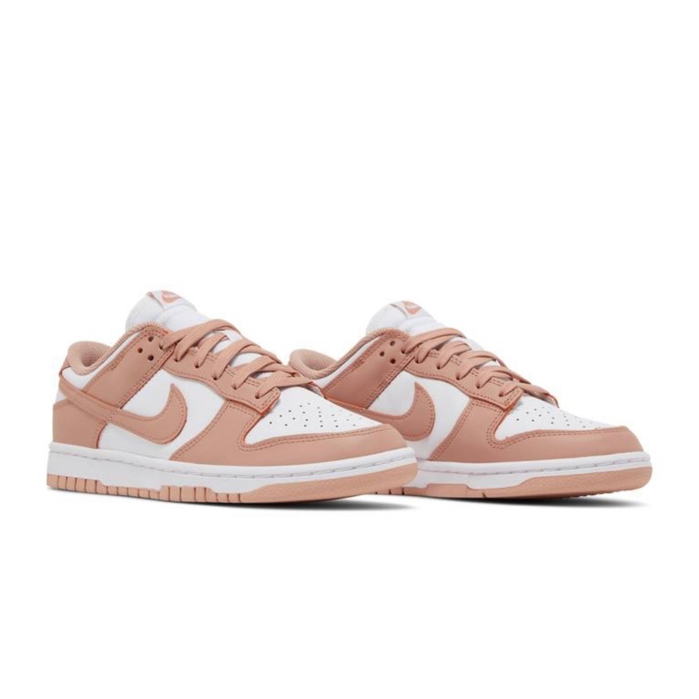 Nike Dunks